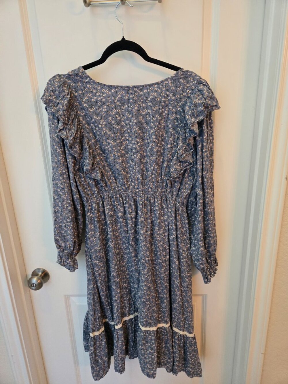 Gigio dress size large - Picture 9 of 9